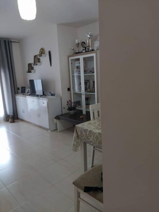 Ferienwohnung Bajo Puerta De Alcazaba Retamar  Exterior foto